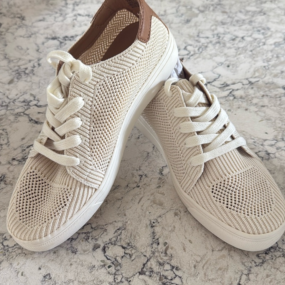 Lucky brand knit sneaker